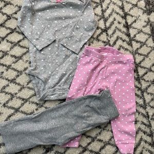 —SOLD—Pink, Grey Gray and white leggings with hearts girls infant sets 3pc Bundl